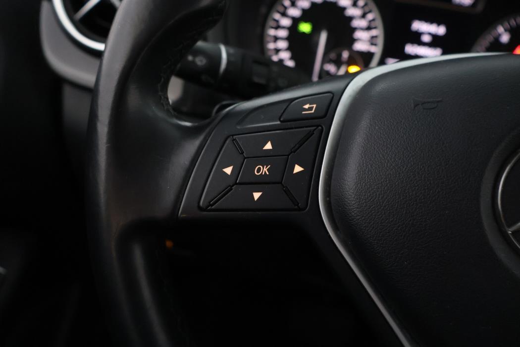 MERCEDES-BENZ B 2014