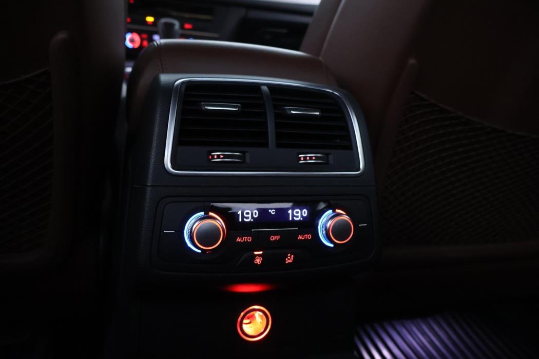 AUDI A6 2015