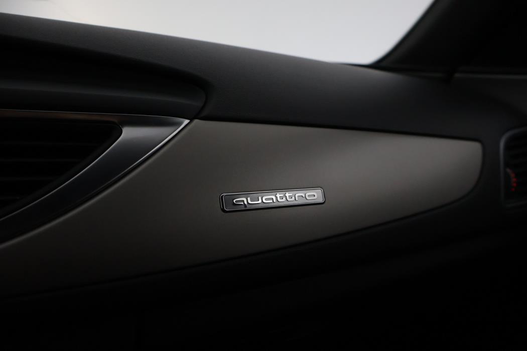 AUDI A6 2015