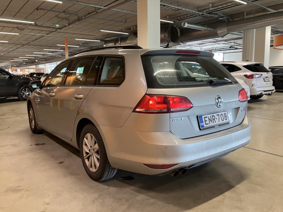 VOLKSWAGEN Golf 2015