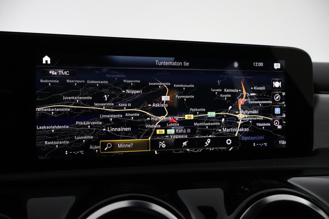 MERCEDES-BENZ A 2021