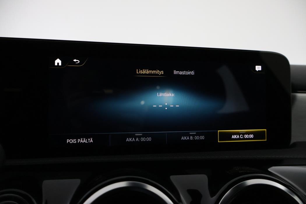 MERCEDES-BENZ A 2021