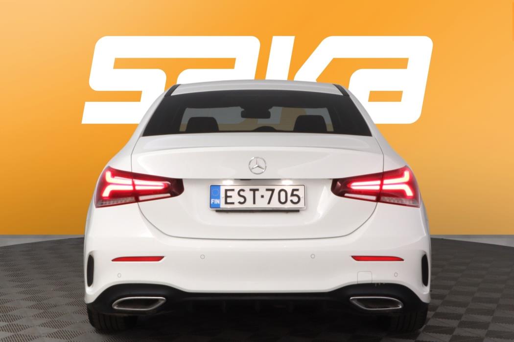 MERCEDES-BENZ A 2021