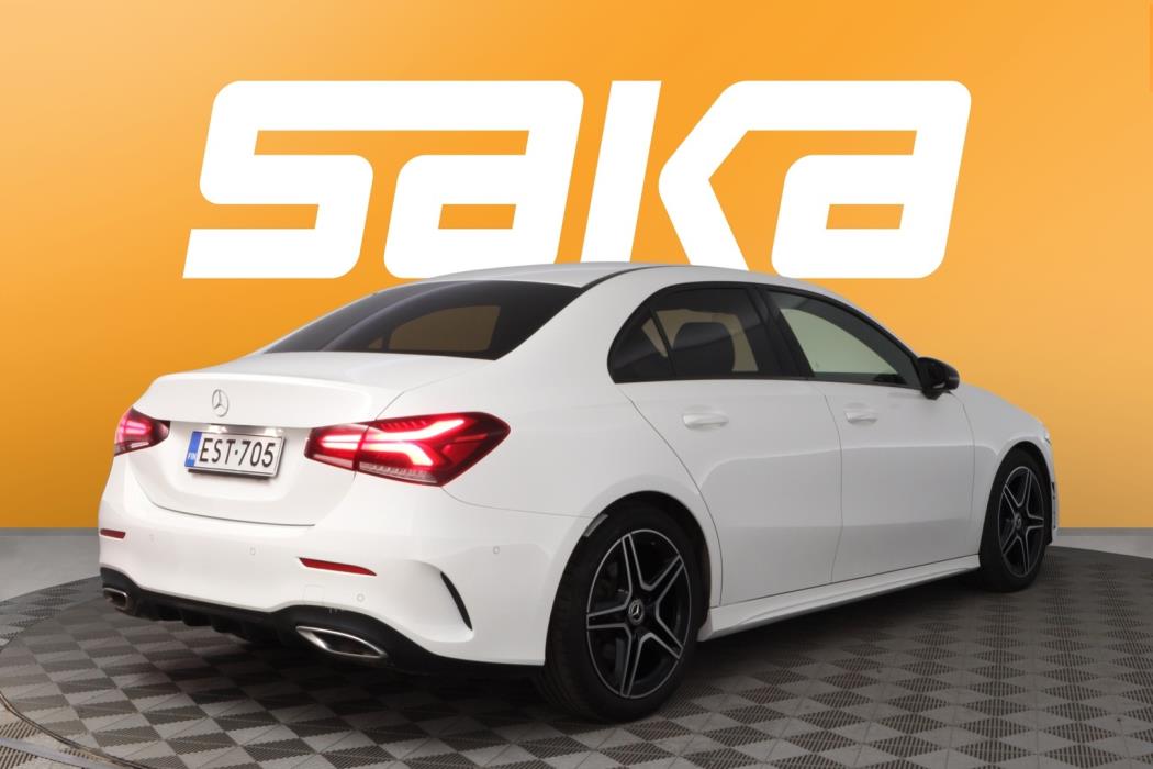MERCEDES-BENZ A 2021