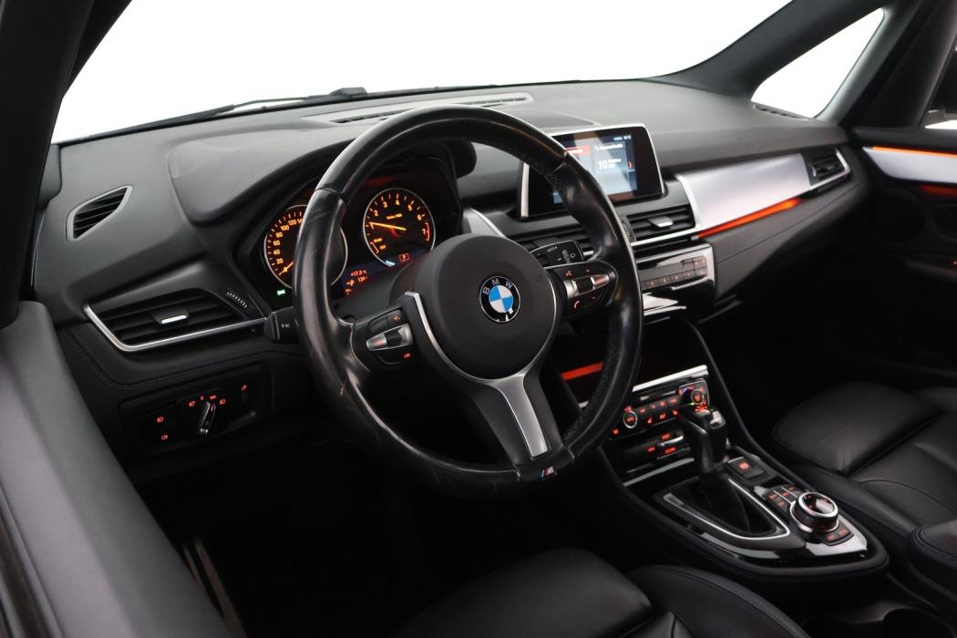 BMW 225 2018