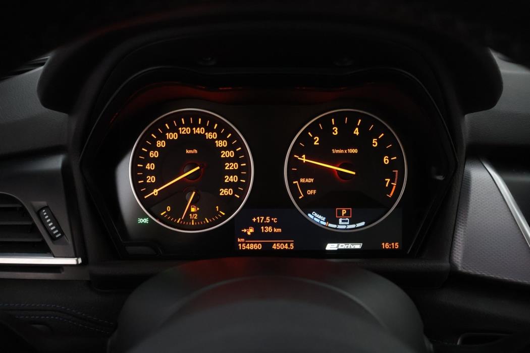 BMW 225 2018
