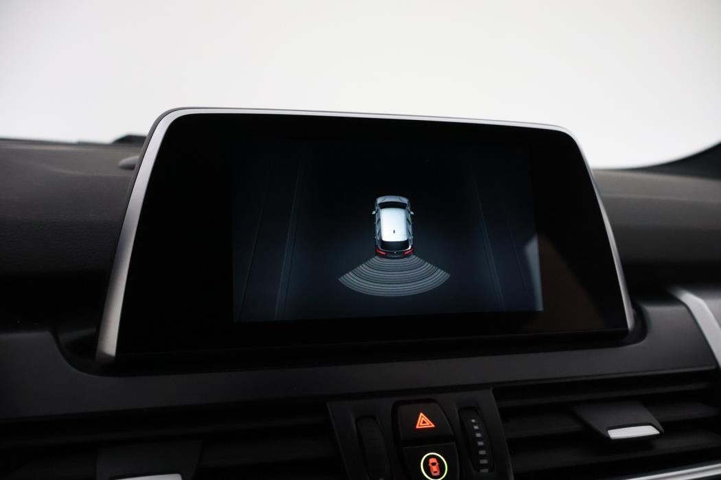 BMW 225 2018