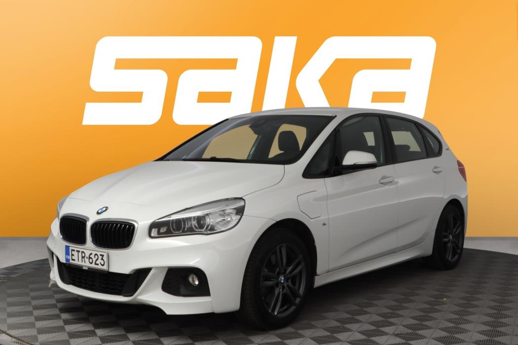 BMW 225 2018