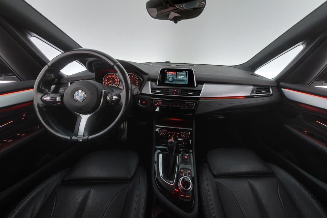 BMW 225 2018