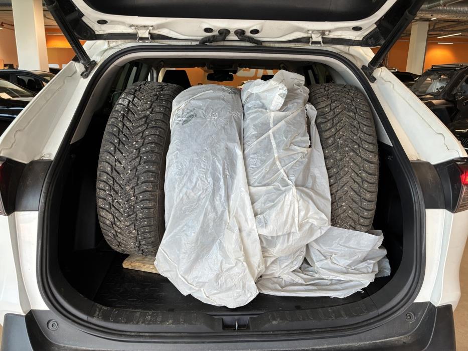 TOYOTA RAV4 2021