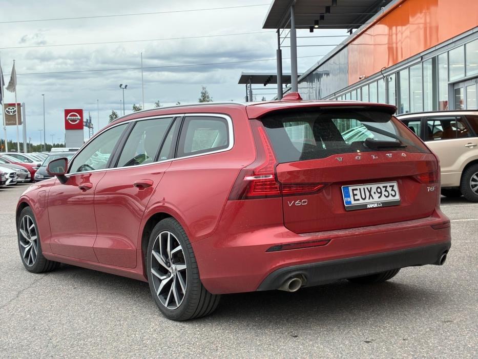 VOLVO V60 2020