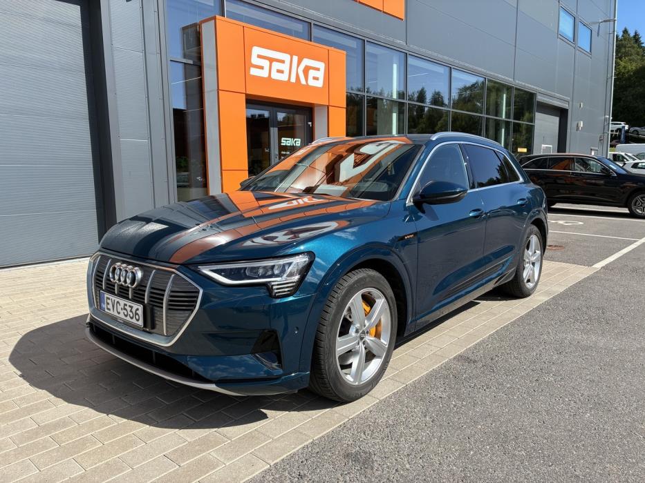AUDI e-tron 2020