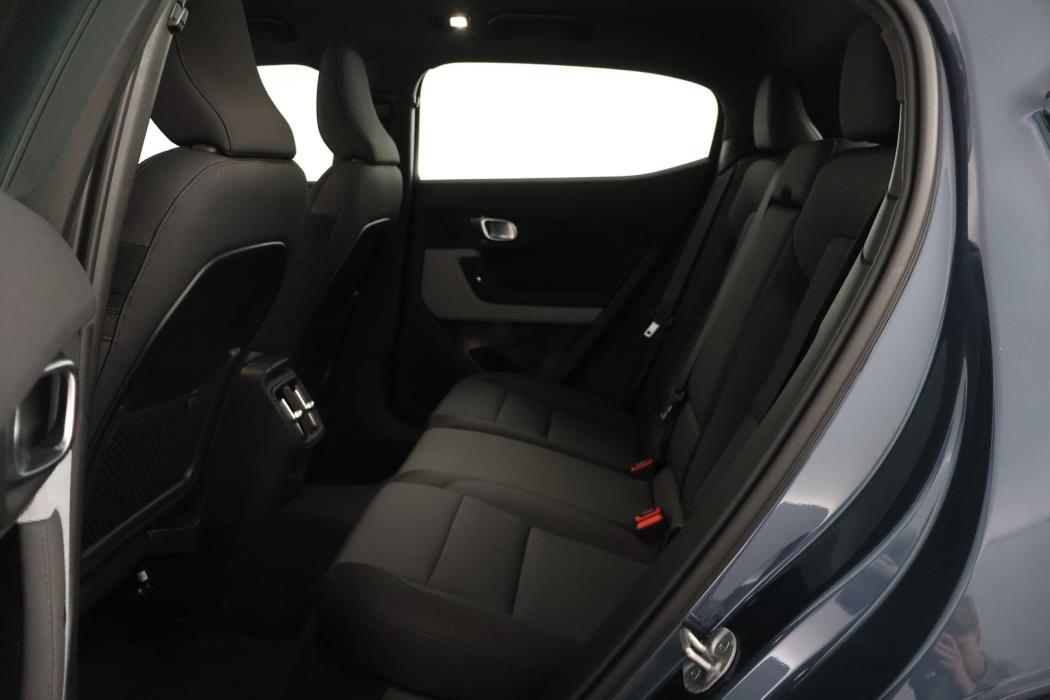 POLESTAR 2 2025