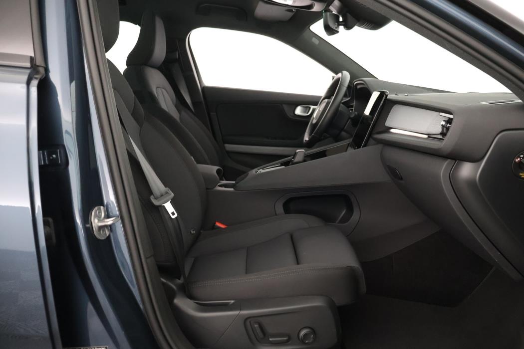 POLESTAR 2 2025