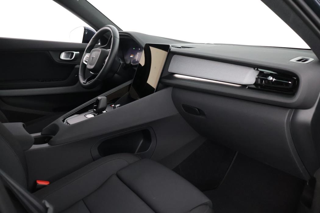 POLESTAR 2 2025