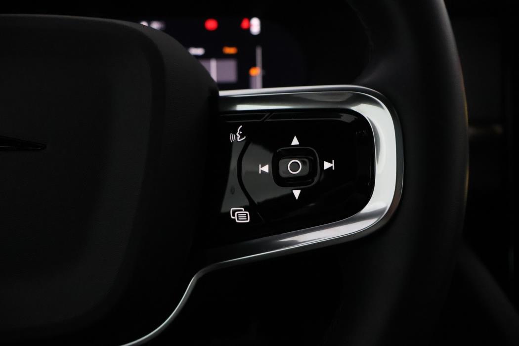 POLESTAR 2 2025