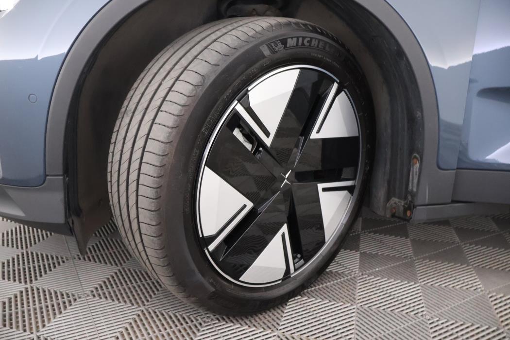 POLESTAR 2 2025