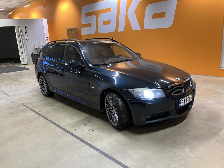 BMW 330 2006