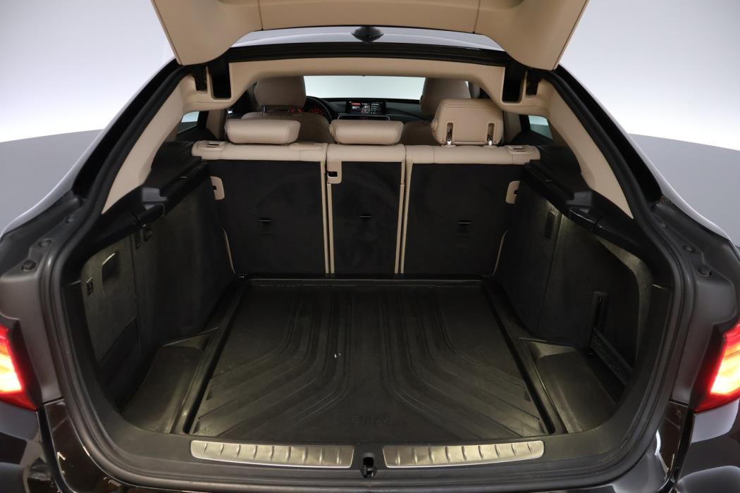 BMW 320 Gran Turismo 2019