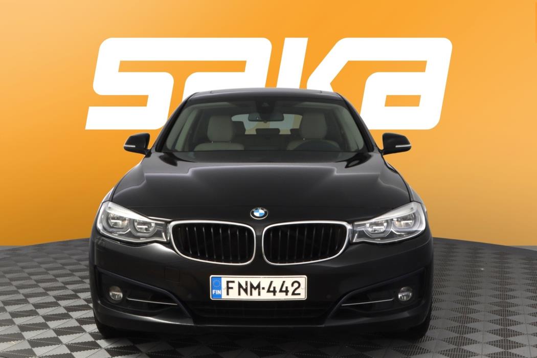 BMW 320 Gran Turismo 2019