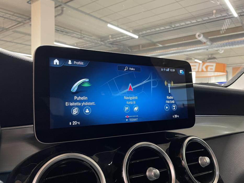 MERCEDES-BENZ GLC 2020