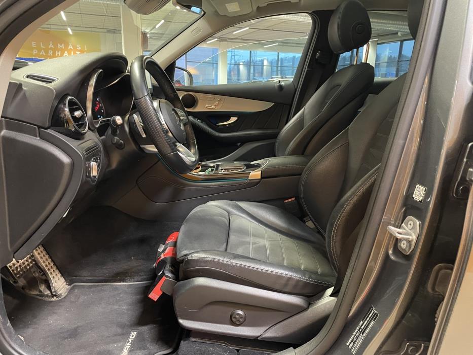 MERCEDES-BENZ GLC 2020