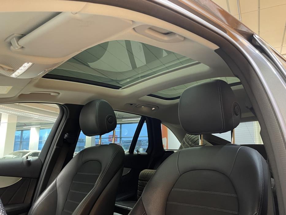 MERCEDES-BENZ GLC 2020