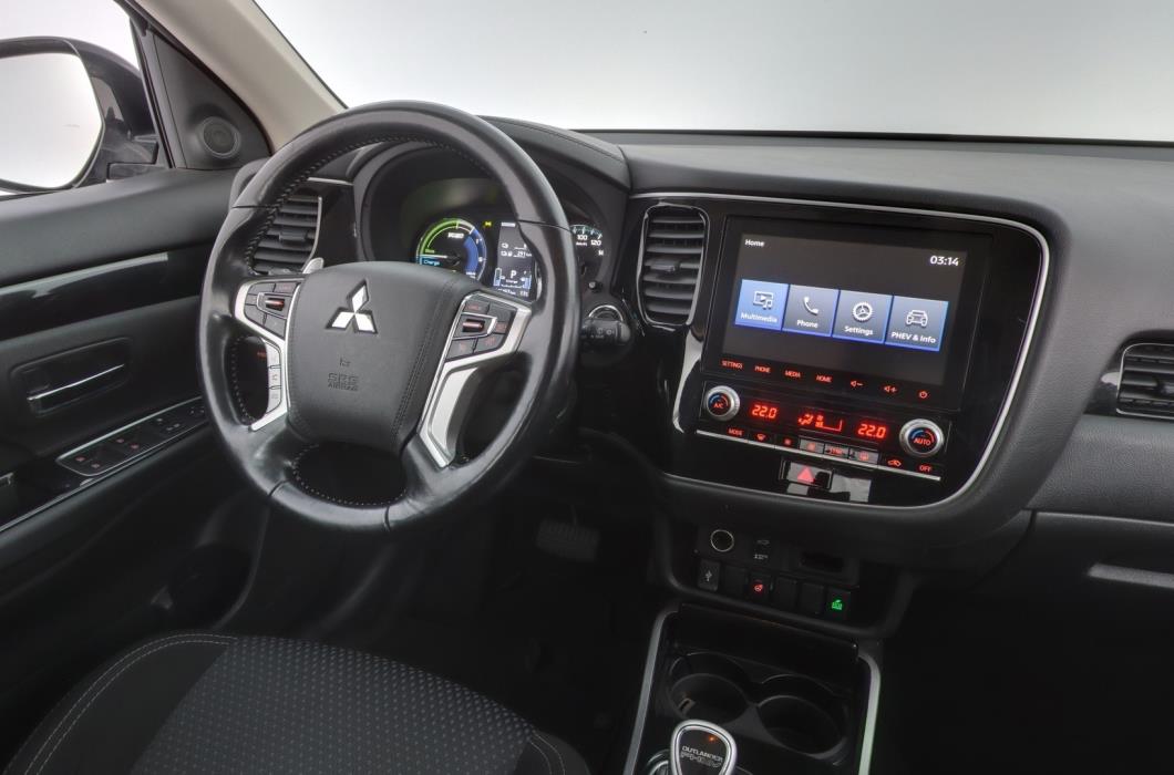 MITSUBISHI OUTLANDER PHEV 2020