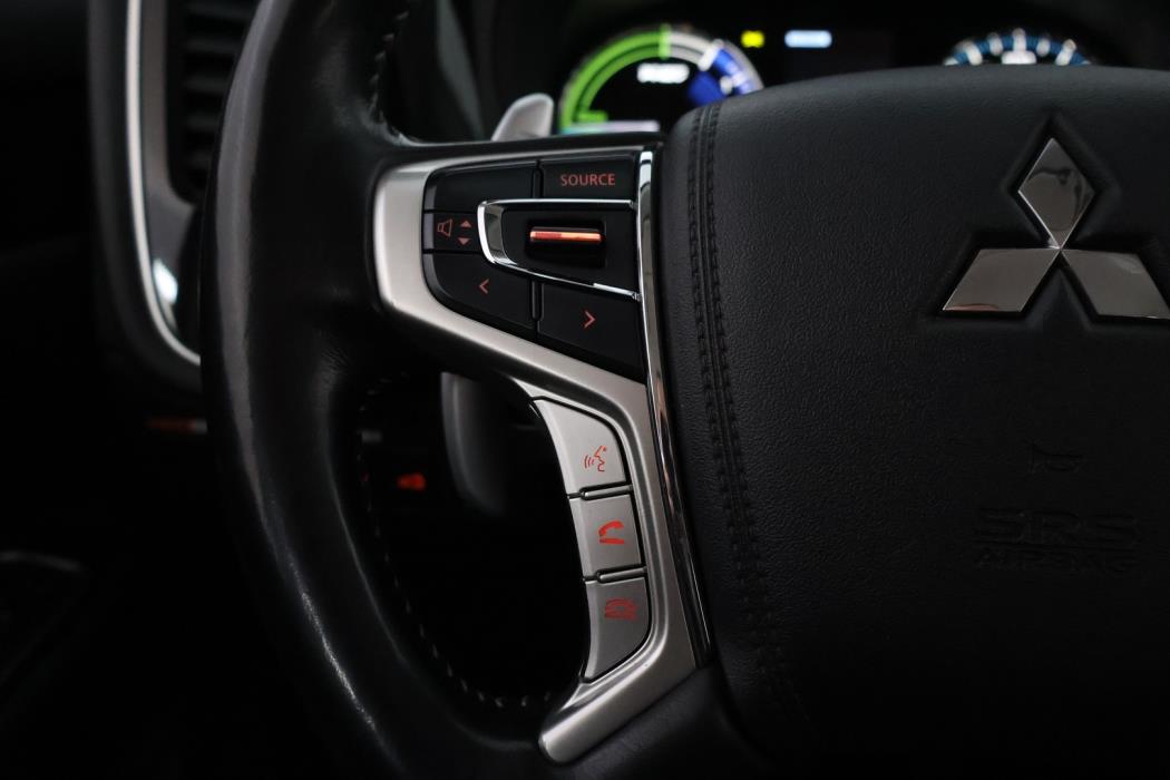 MITSUBISHI OUTLANDER PHEV 2020