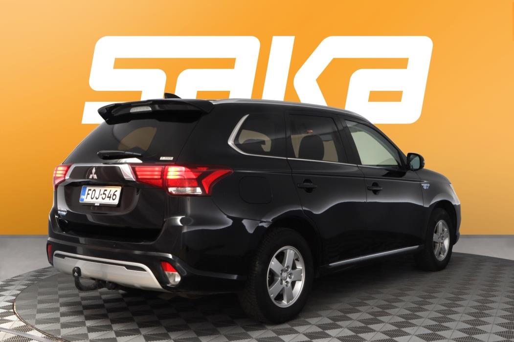 MITSUBISHI OUTLANDER PHEV 2020