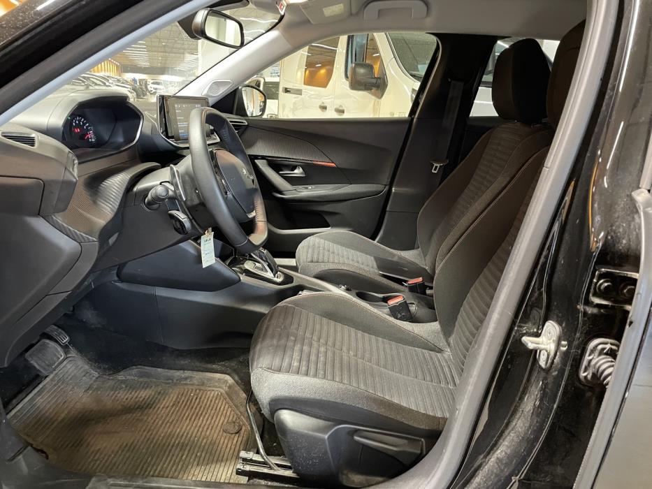 PEUGEOT 2008 2021