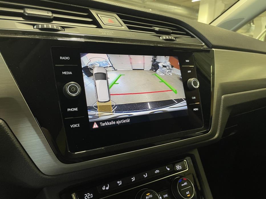 VOLKSWAGEN Touran 2021