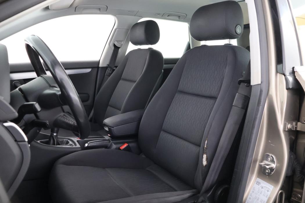 AUDI A4 2006