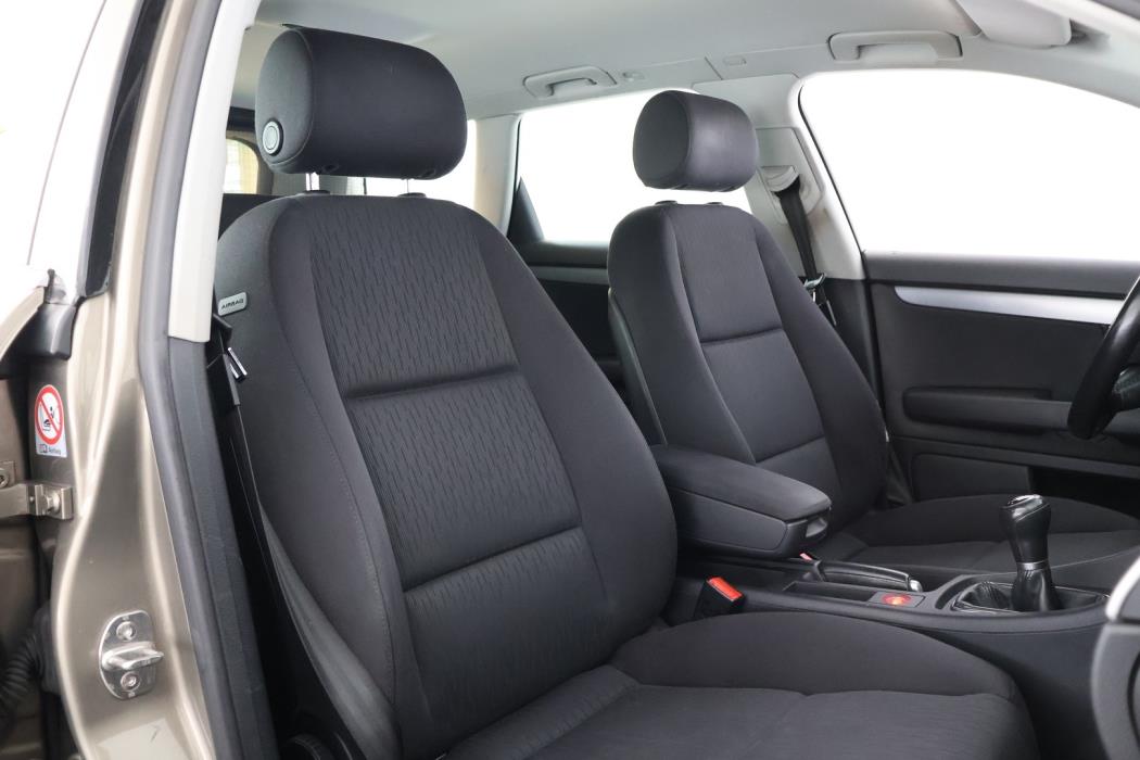AUDI A4 2006