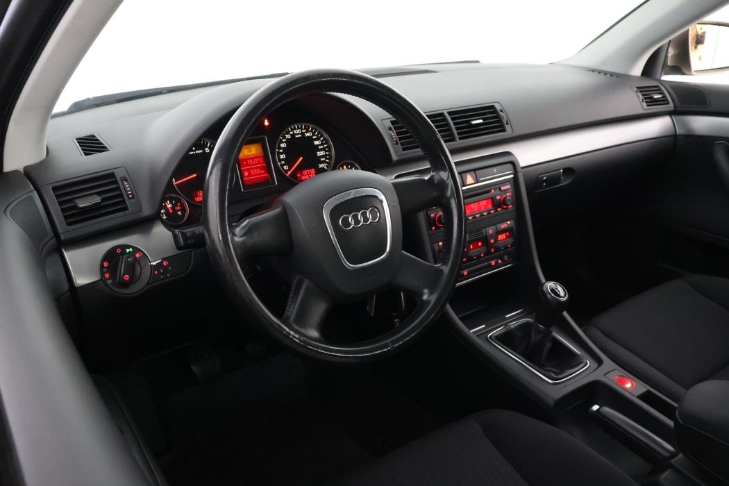 AUDI A4 2006