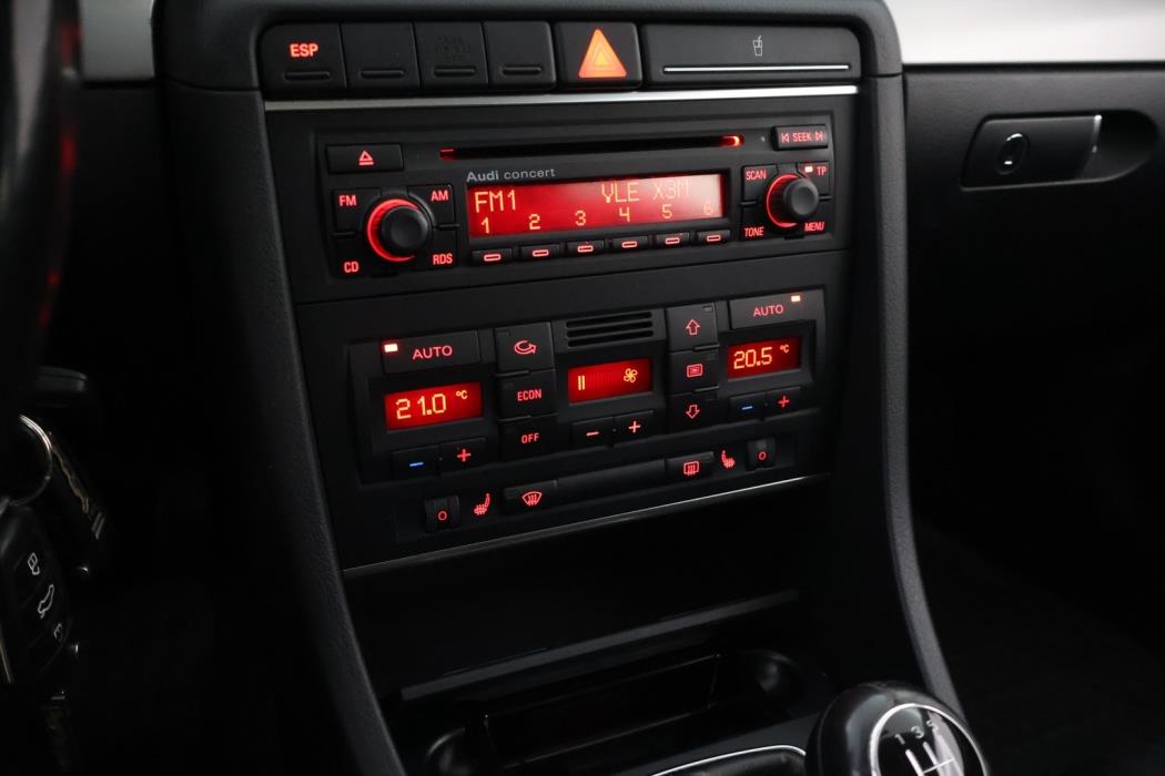 AUDI A4 2006