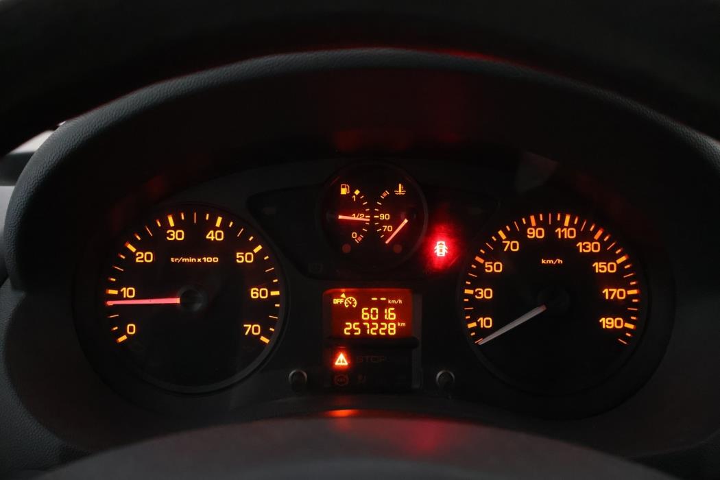 TOYOTA Proace 2014