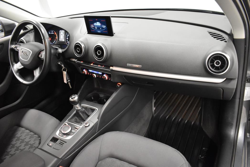 AUDI A3 2016