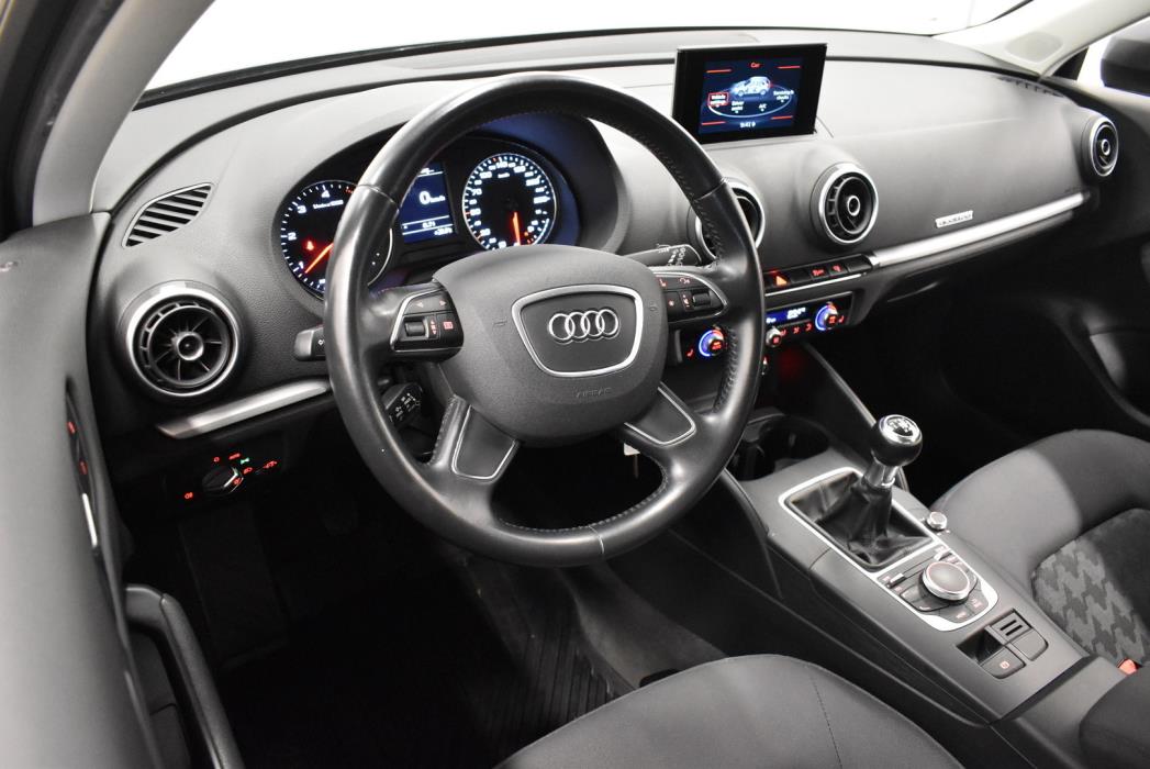 AUDI A3 2016