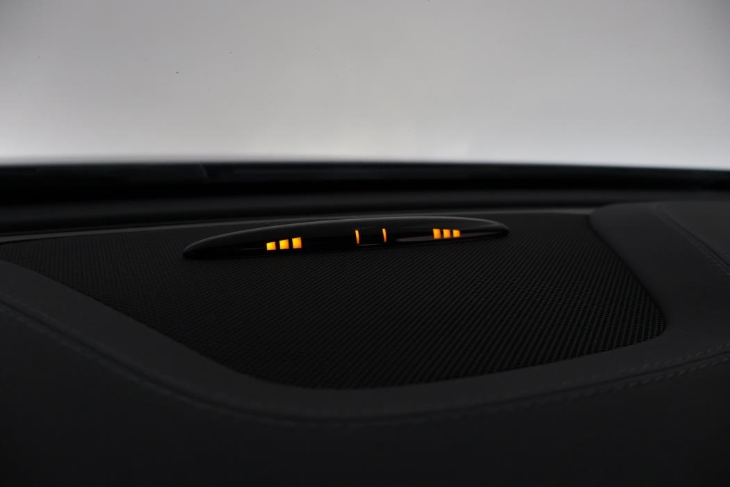 MERCEDES-BENZ A 2016