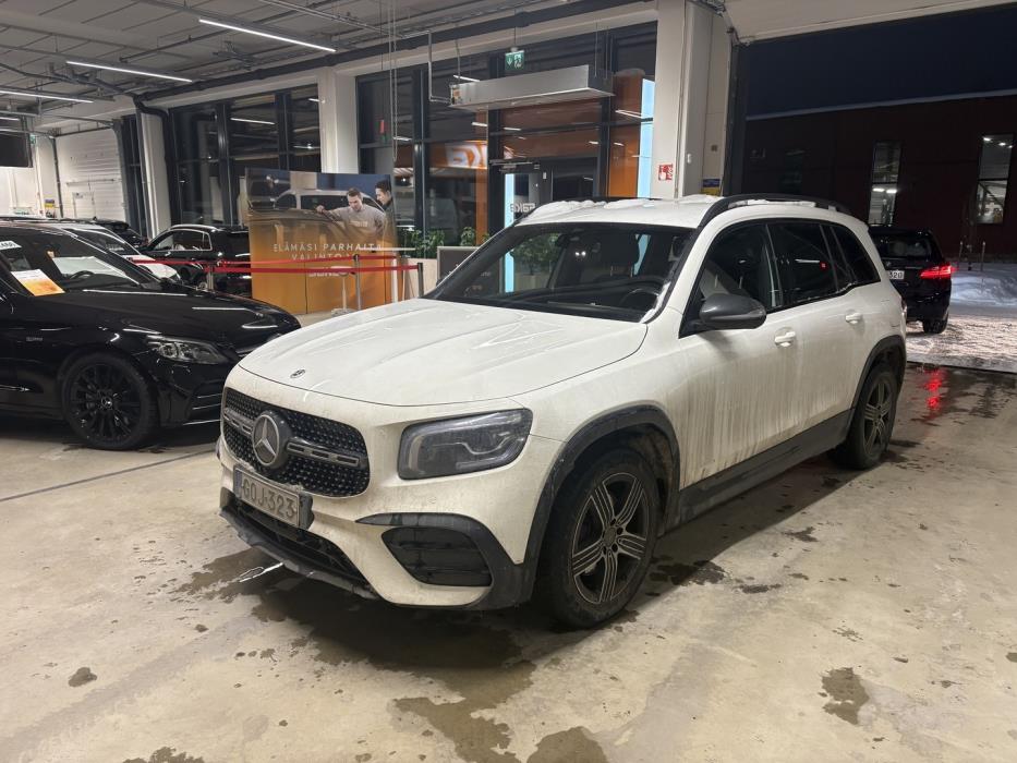 MERCEDES-BENZ GLB 2021