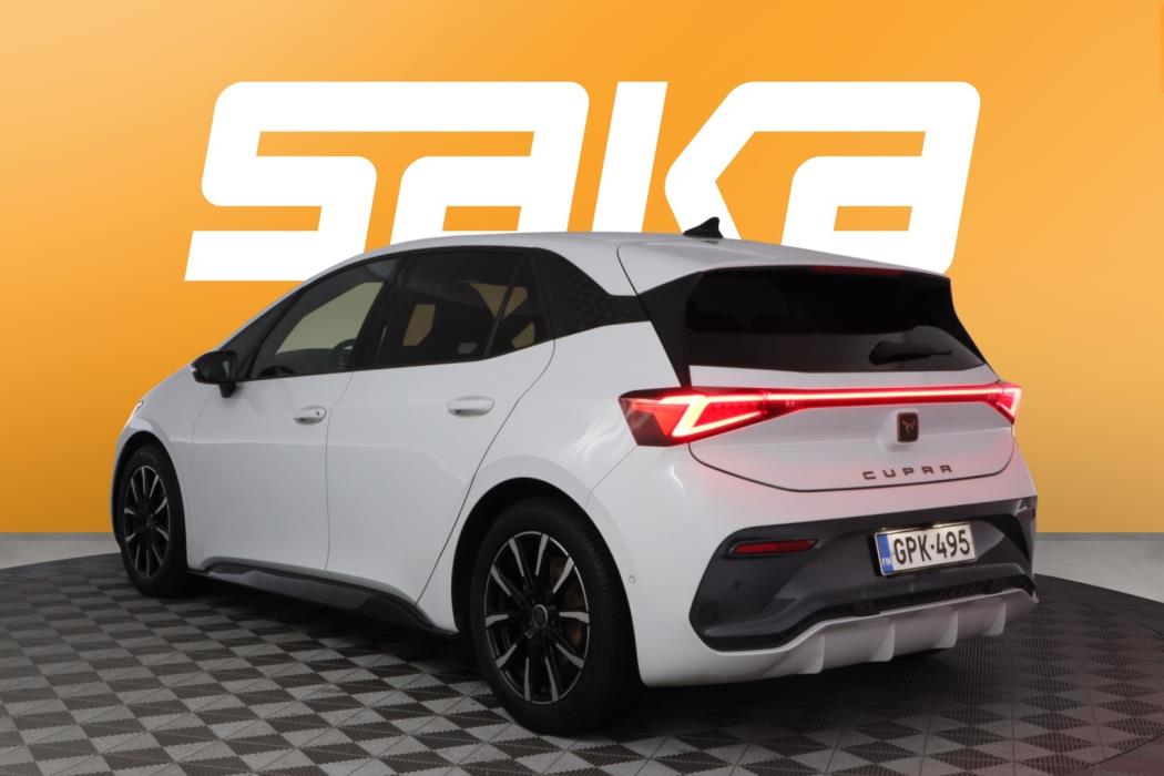 CUPRA Born 2023