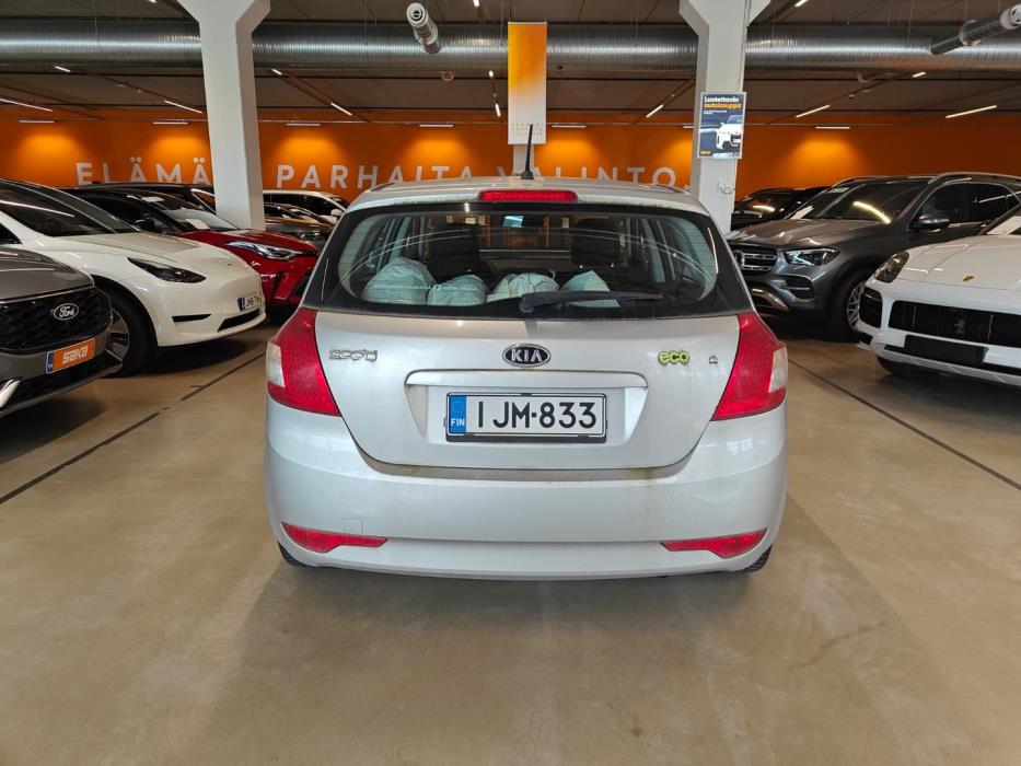 KIA cee'd 2010