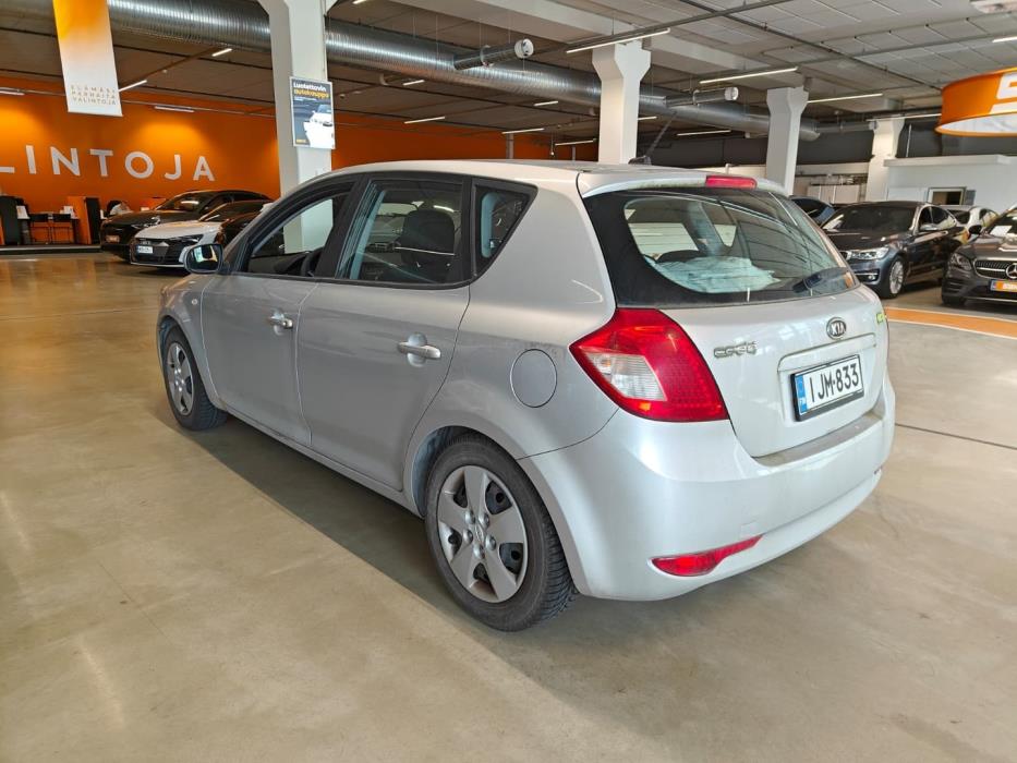 KIA cee'd 2010