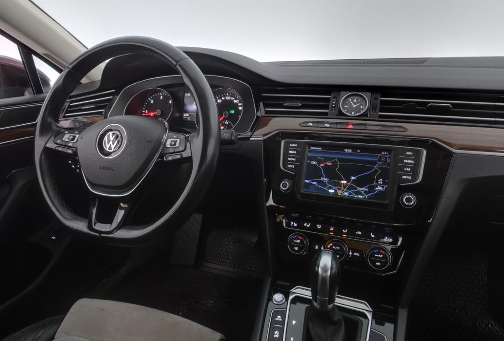 VOLKSWAGEN Passat 2015