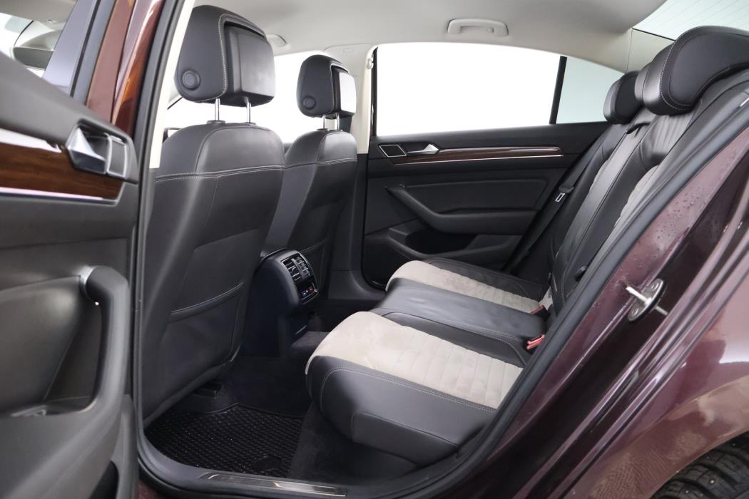 VOLKSWAGEN Passat 2015