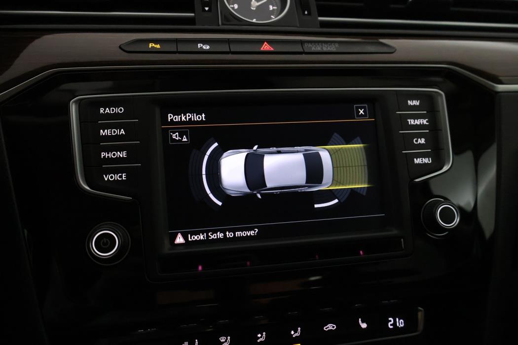 VOLKSWAGEN Passat 2015