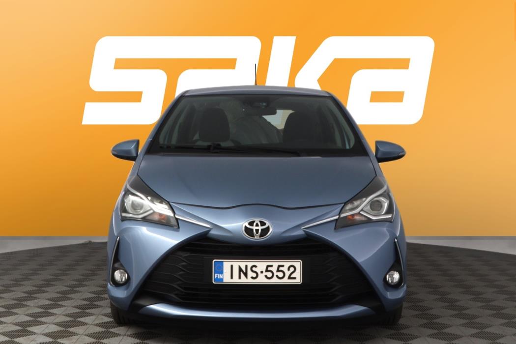 TOYOTA Yaris 2017