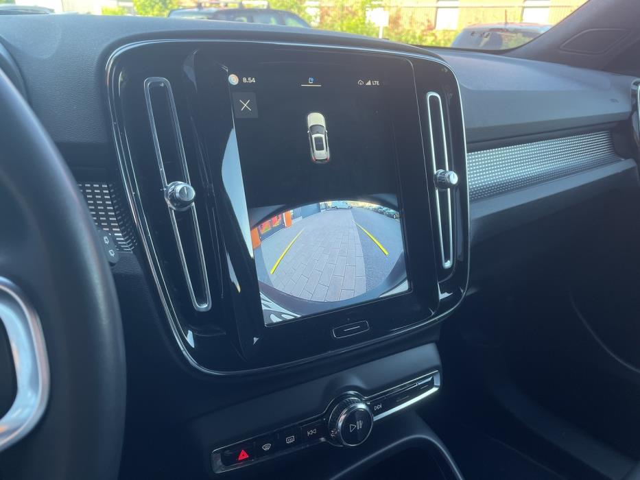 VOLVO XC40 2022