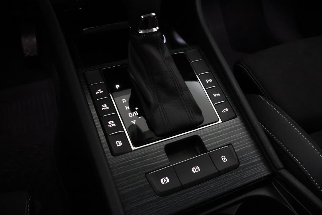 SKODA Superb 2023